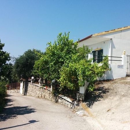 Appartamento Nikos - Eleni Barbati Esterno foto